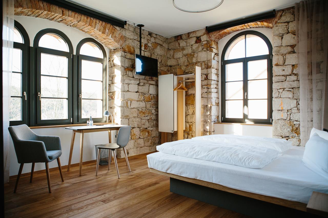Ox Hotel Altes Spital มึลไฮม์ ภายนอก รูปภาพ
